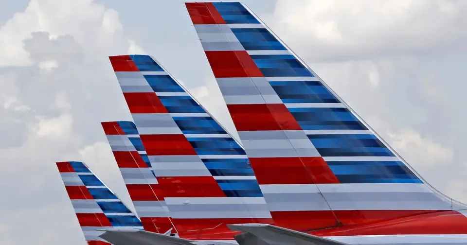 Swift Call Signs Save Two American 2482 Flights From Collision