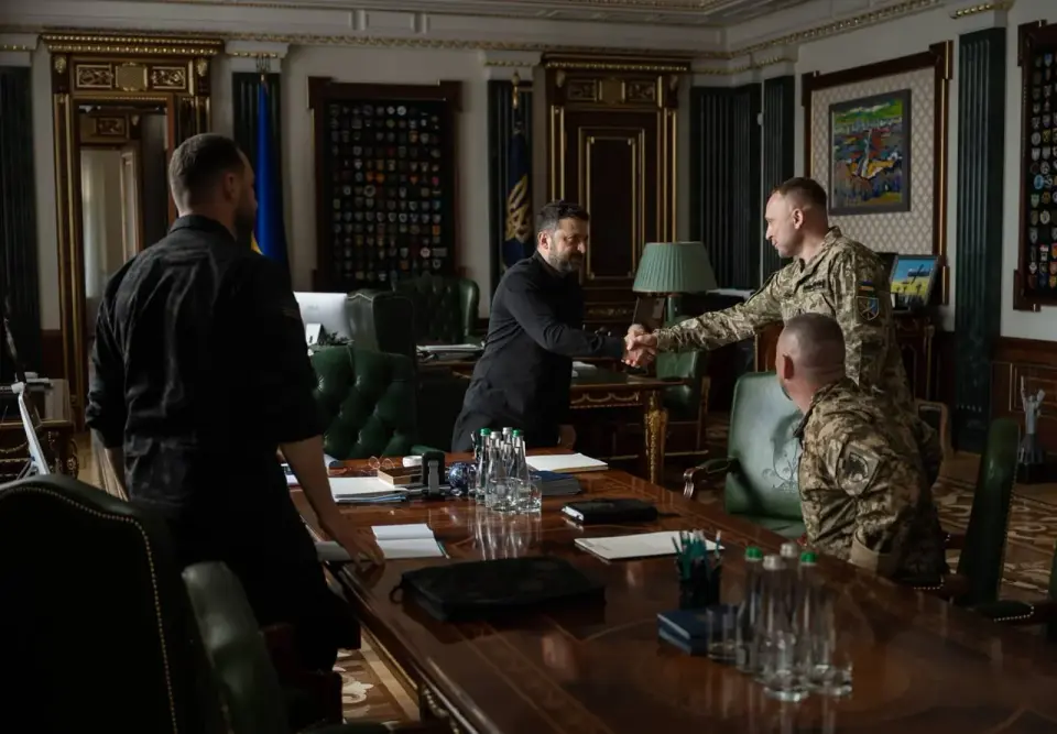Ukraine reshuffles military leadership after protests over reform