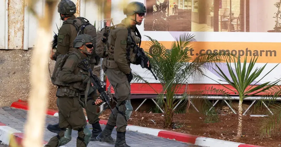 Hebron shooting triggers West Bank lockdown ahead of Israeli election