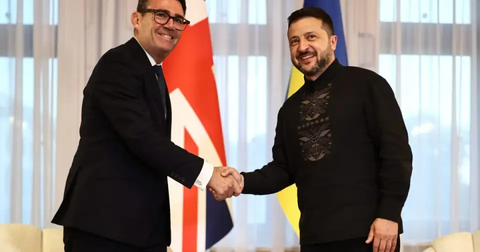 UK Accelerates Missile Deliveries and LNG Ban as Zelenskyy Visits Amid US Friction