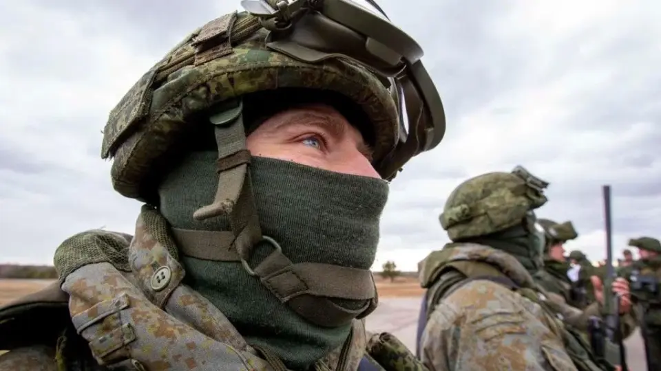 Russian Lieutenant's Defection and Intelligence Help Ukraine Halt Advance Near Vuhledar