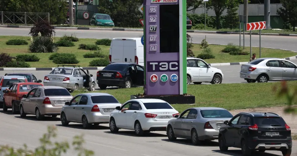 Crimea declares economic emergency as fuel shortages bite