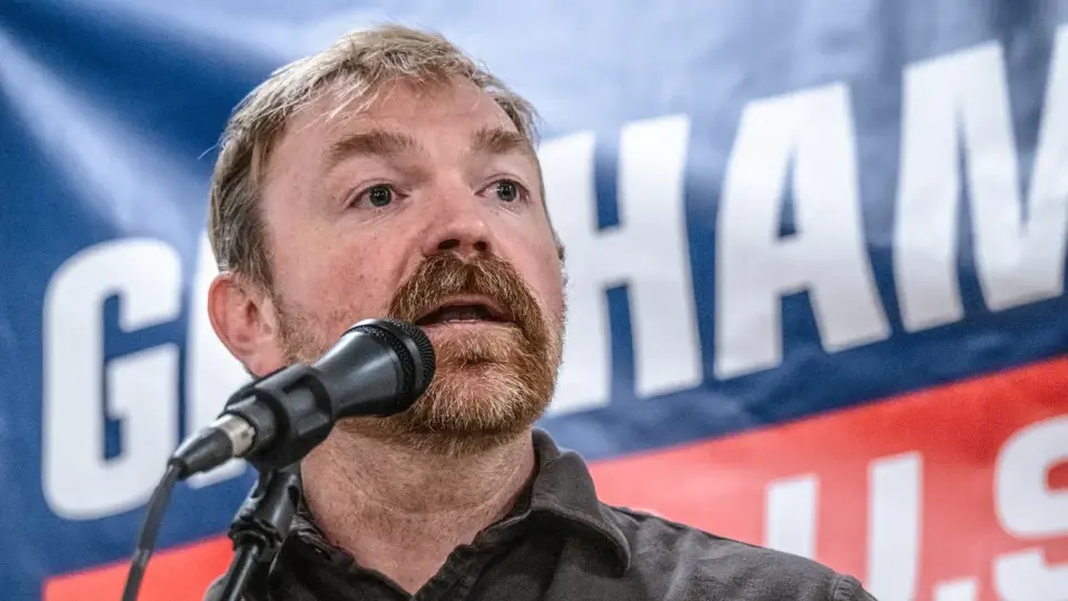 Platner Seizes Democratic Nomination in High-Stakes Maine Senate Battle