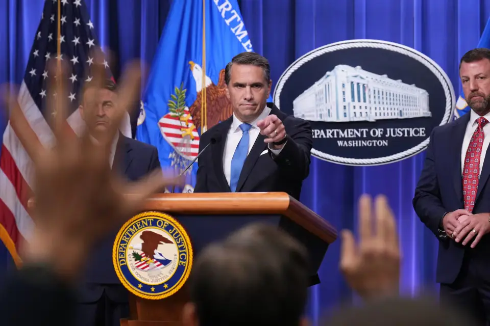 DOJ Launches Aggressive Pre-Election Legal Campaign Against Political Rivals