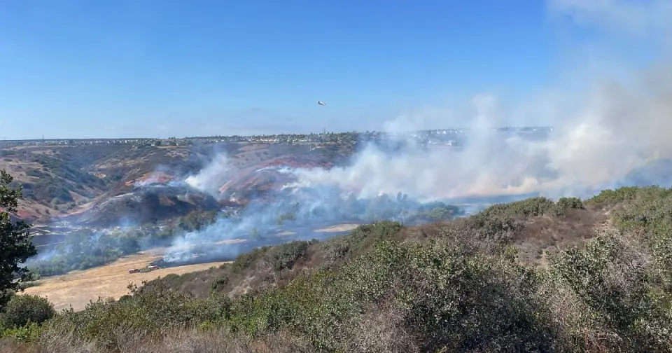 Containment grows in Sorrento Valley Fire as evacuation warnings are lifted