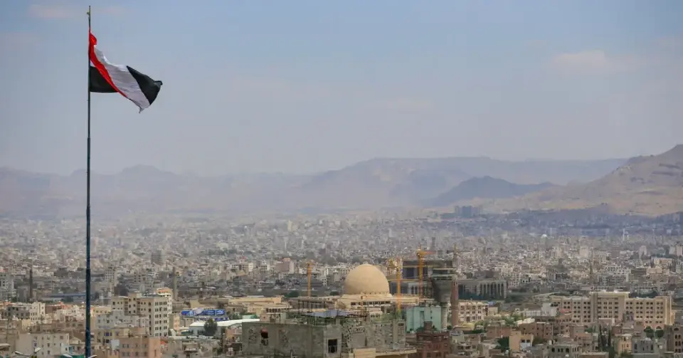 Yemen Conflict Escalates as Airstrikes Hit Sanaa and Taiz