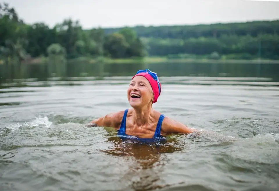 Two Simple Fitness Tests Under a Minute Signal How Well You're Aging