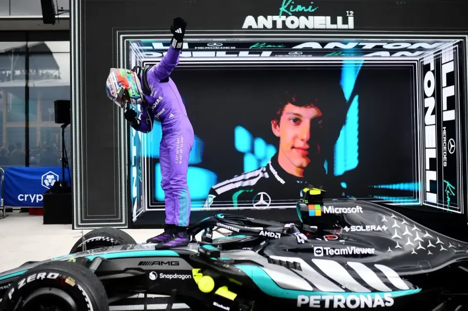 Antonelli seals third straight win in Miami as Norris pushes all the way