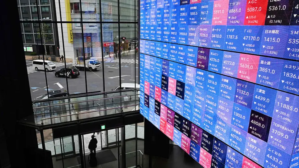 BOJ Rate Hike to 31-Year High Sparks Market Confusion Amid US Pressure