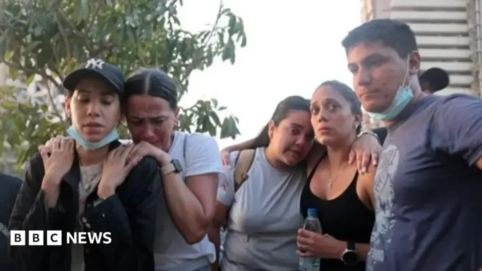 Twin Venezuela quakes spur massive rescue push as toll rises