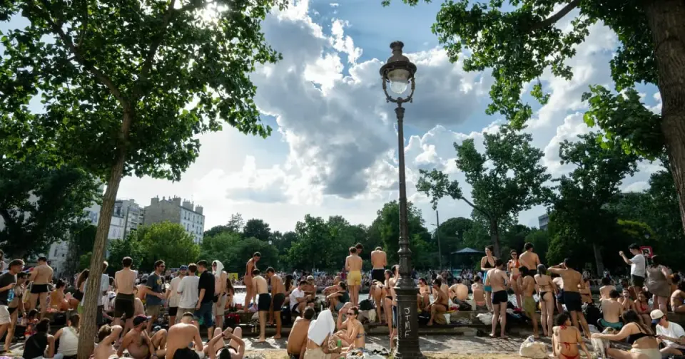 Paris tightens street-drinking rules amid heatwave and Fête de la Musique