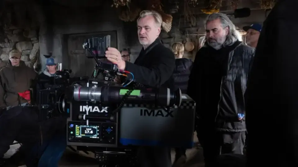 Nolan Defends Cinema’s Language Against Amateur Critics
