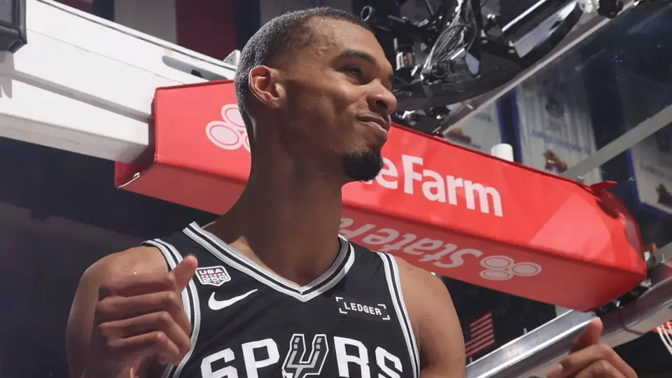 Finals opener tight as Knicks, Spurs duel into the fourth