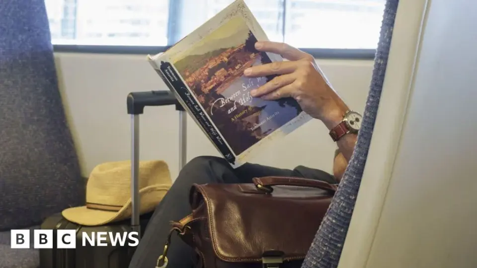 Cambridge Review Links Pleasure Reading to Lifelong Brain Health and Dementia Protection