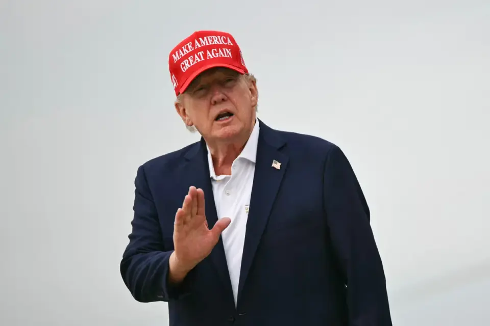 Iran-US standoff widens as Tehran warns of a precise Hormuz strike and Trump questions peace deal
