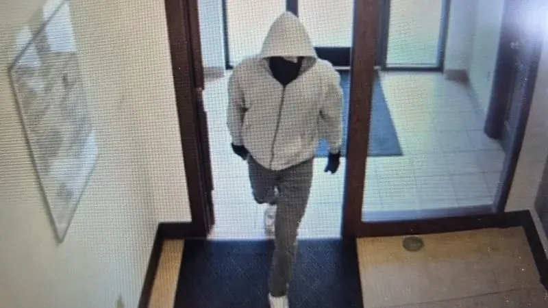 Two Bank Employees Killed in Berea Robbery; Suspect in Custody