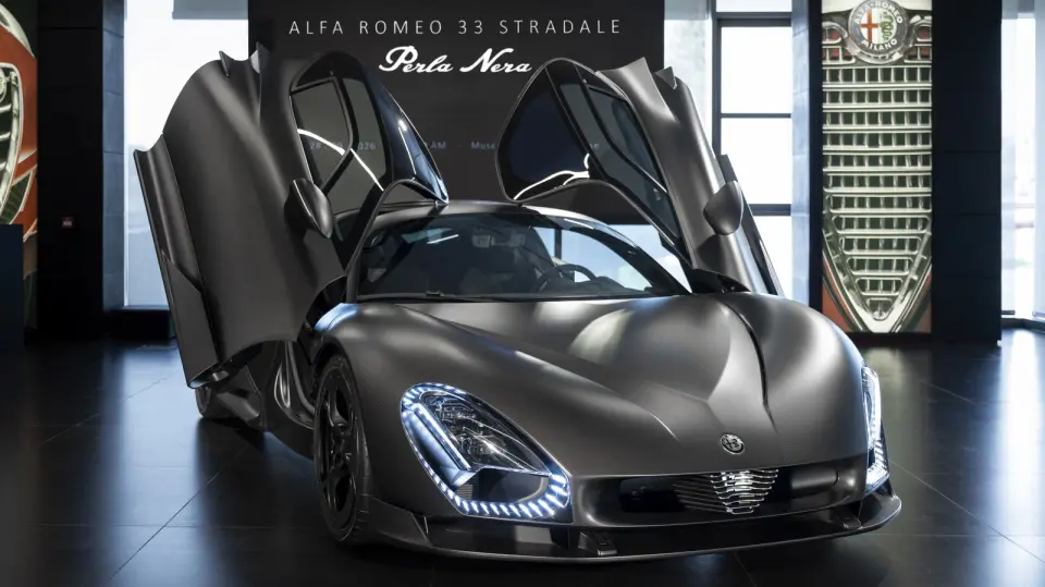 Alfa Romeo Unveils 'Perla Nera': A One-Off 33 Stradale in Bare Carbon Fiber
