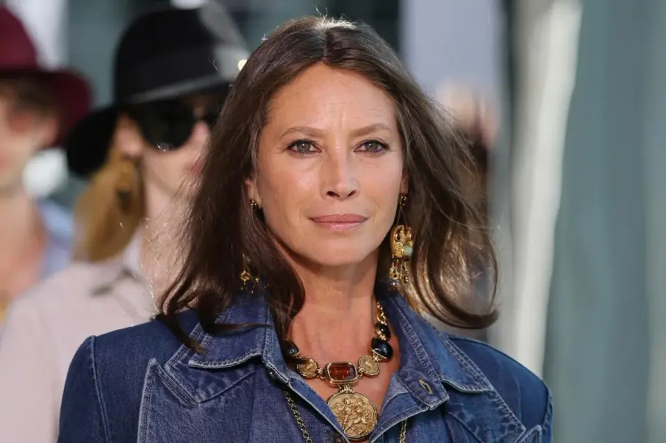 Christy Turlington Endorses New Noble Panacea Serum Amid Anti-Aging Focus