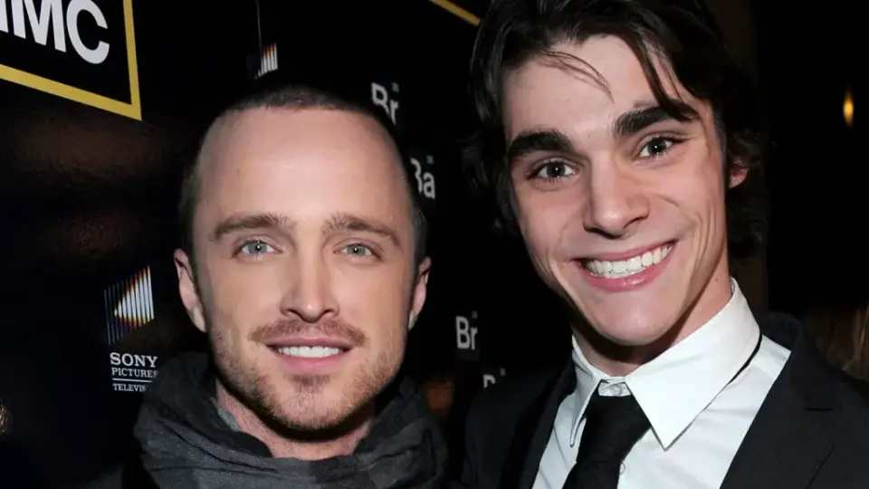 RJ Mitte's Death Sparks Outpouring of Tributes from 'Breaking Bad' Cast and Manager