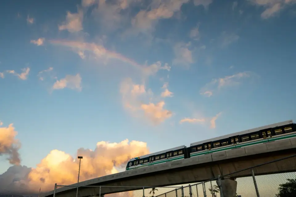 US Transit Systems Face Automation Push Amid Safety and Labor Debates