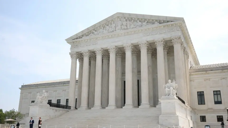 Supreme Court Declines to Hear NLRB Firing Case, Cementing Executive Authority