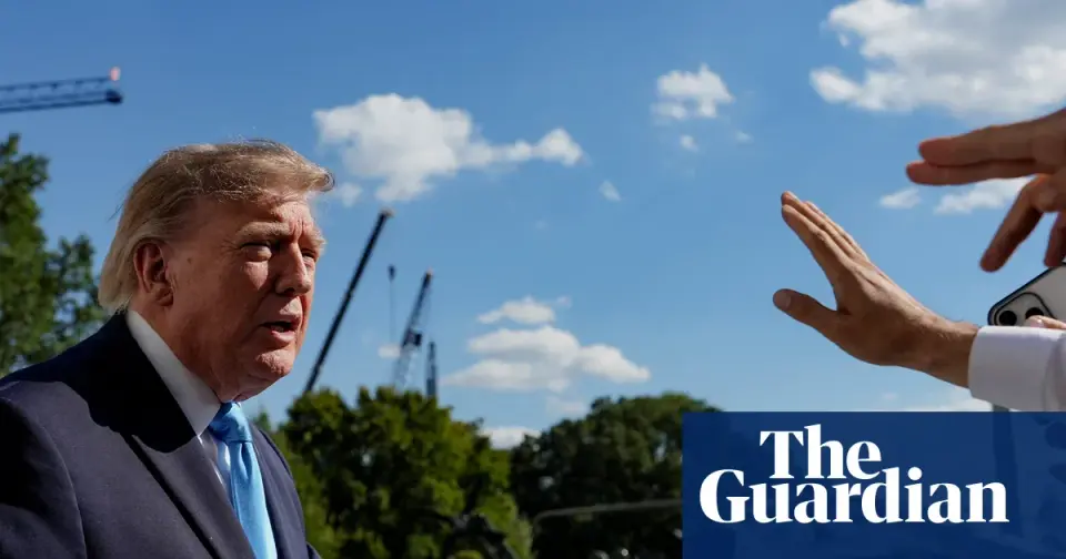 Trump's Approval Hits Record Low of 32% Amid Midterm Fears