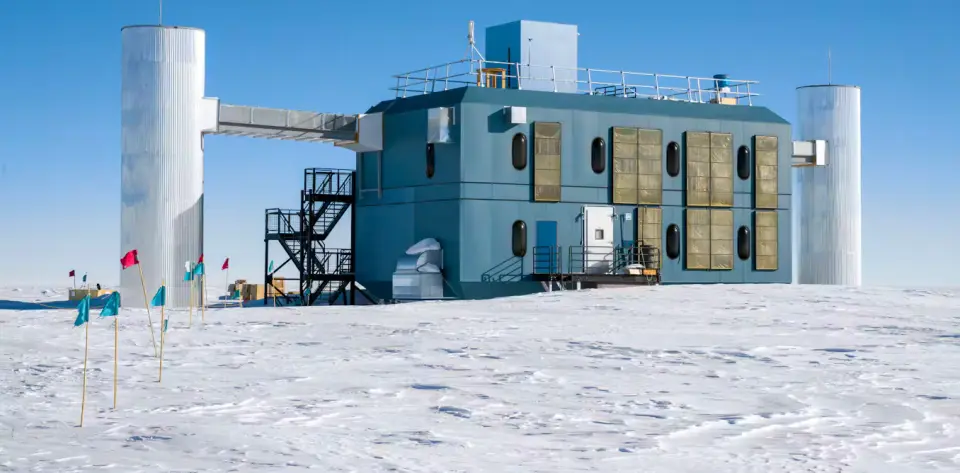 Francis Halzen Wins 2026 Physics Nobel for IceCube Neutrino Discovery