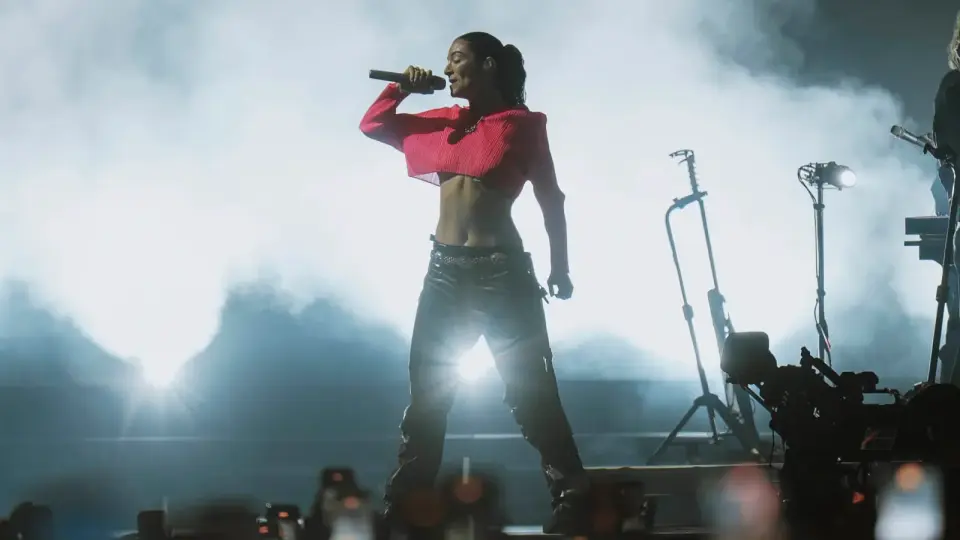 Lorde Takes Lollapalooza 2026 by Storm, Charli XCX Joins for a Victory Lap
