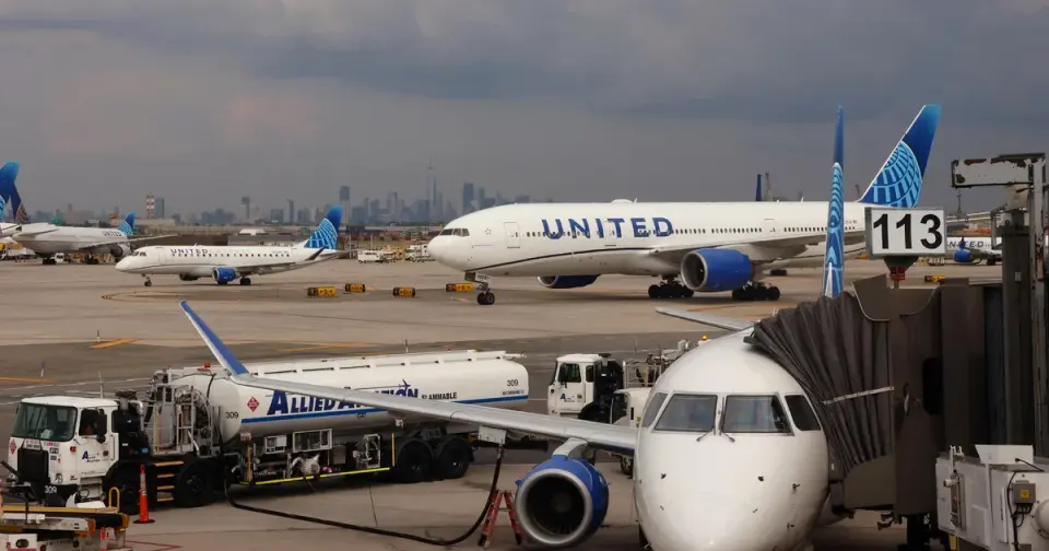 Newark Flights Delayed as FAA Frequency Outage Triggers Ground Stop