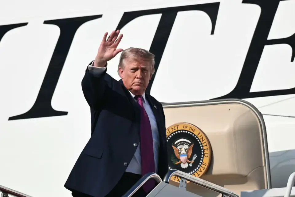 Trump taps Qatar‑gifted Air Force One for library centerpiece, but hurdles loom