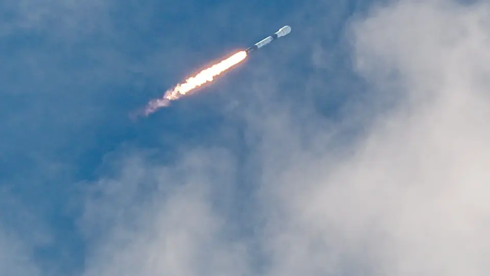 SpaceX Falcon 9 Upper Stage to Strike the Moon, Prompting Astronomical Observations