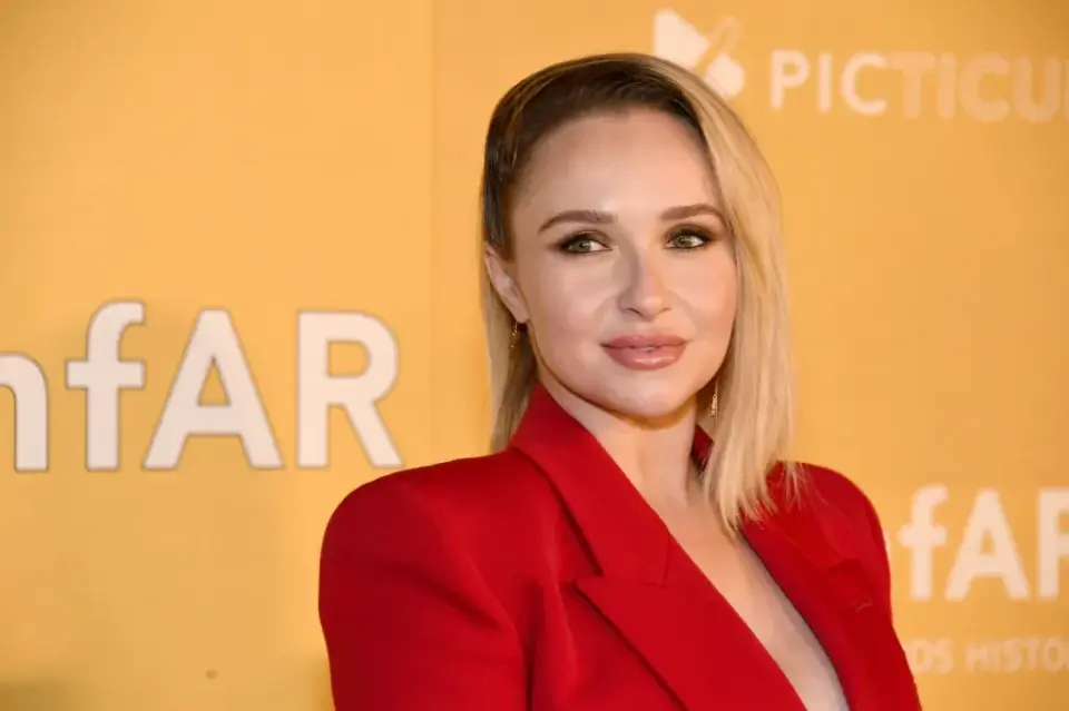 Autopsy Finds No Trauma in Death of Hayden Panettiere; Cause Still Pending