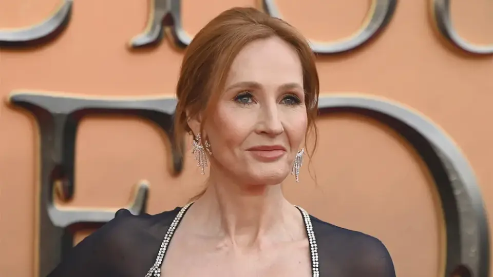 Rowling Publishes New Essay Calling Trans Activism 'Elitist' Amid Ongoing Harassment