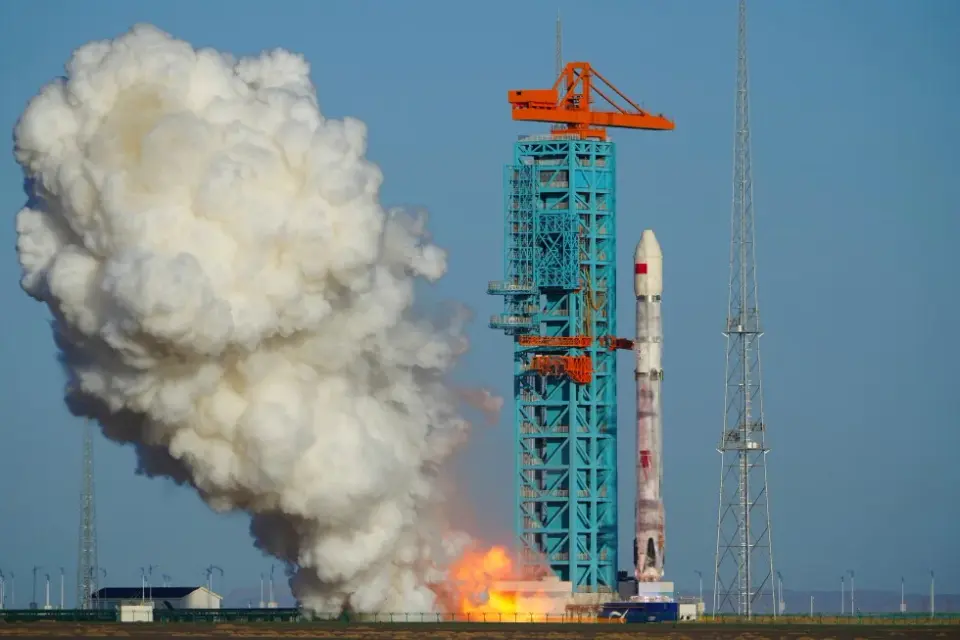 China achieves its first on-ground rocket-stage recovery from Zhuque-3 launch