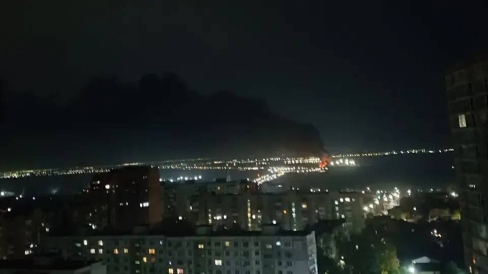 Ukraine’s Massive Drone Barrage Grounds Moscow Airports and Strikes Balakovo Data Center