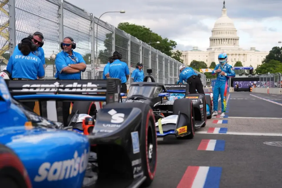 Trump to Kick Off IndyCar Race in Washington in Presidential Limo