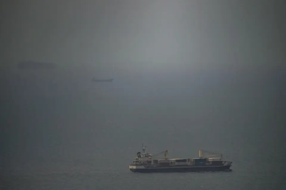 Hormuz on edge as U.S.-Iran clash threatens global shipping