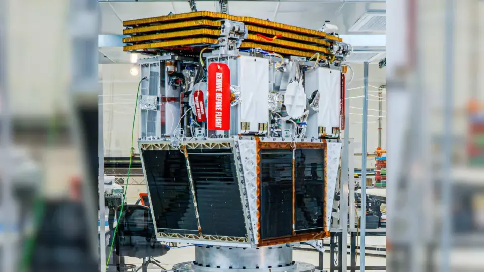Sunlight on Demand: FCC Approves Earendil-1 to Beam Light from Space