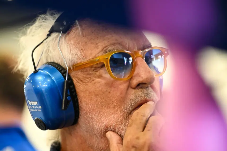 Alpine chief Briatore demands accountability after Colapinto's Baku crash