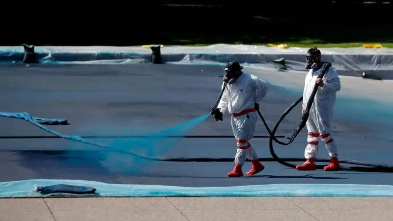 Lawsuit Seeks Halt on Trump-Era Blue Paint at Lincoln Memorial Pool