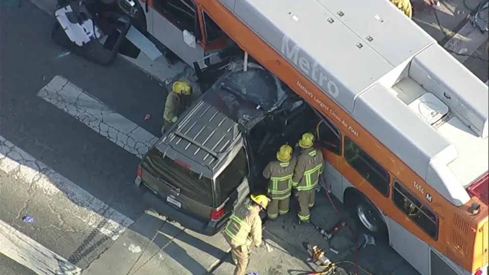 Chatsworth crash leads to murder charge after SUV crashes into Metro bus, killing two