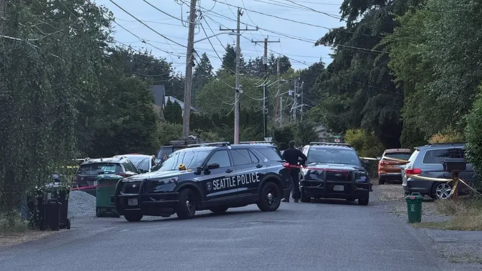 Lake City shooting leaves Seattle man dead as detectives hunt for suspect