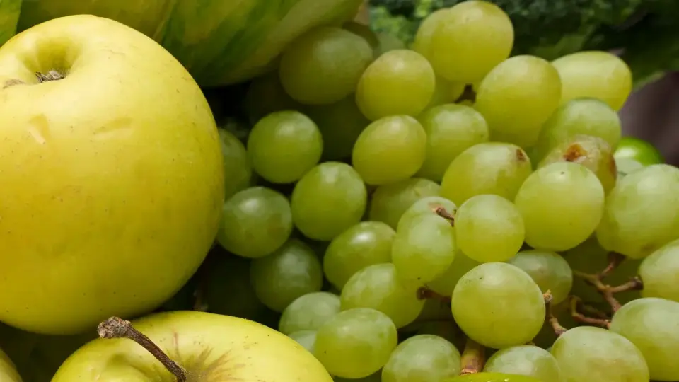 Eight Anti-Inflammatory Fruits to Support Gut Health