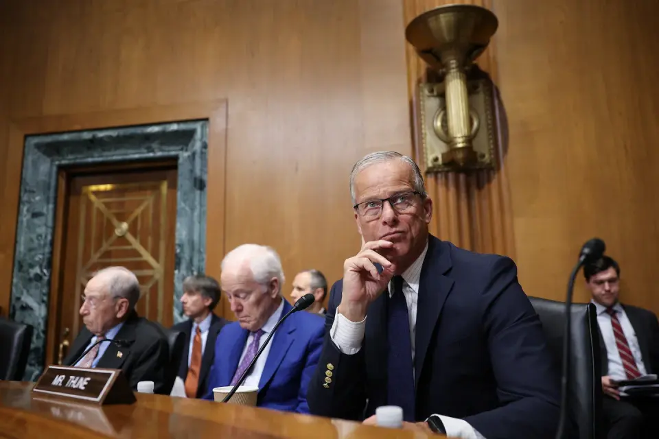Senate blocks bid to curb Trump’s Iran war powers