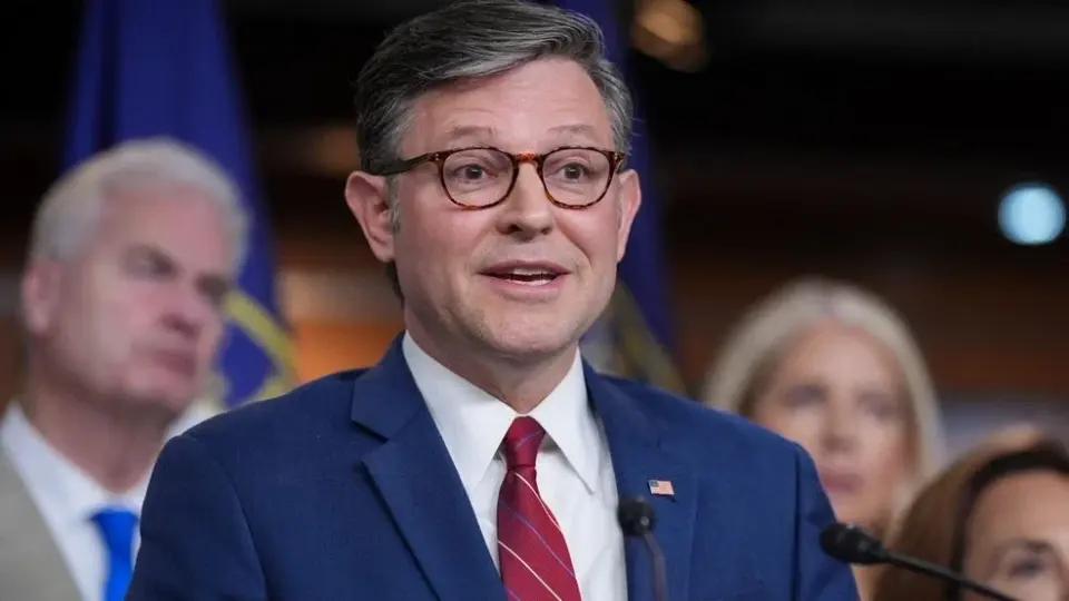 House Passes Anti-Socialism Resolution Amid Democratic Fractures and SAVE Act Controversy