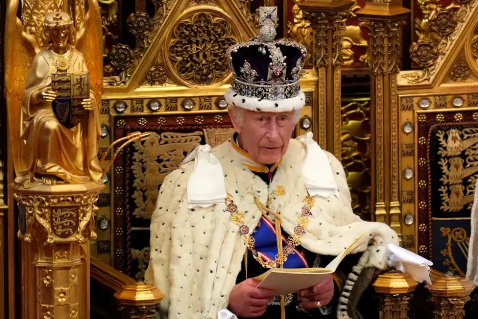 Leadership on the line as Starmer faces resignations while Charles outlines the agenda