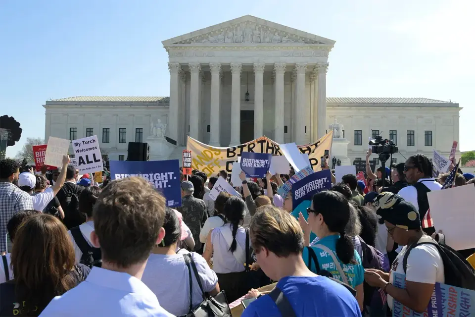 Birthright Citizenship at Stake as Supreme Court Weighs Trump's Order