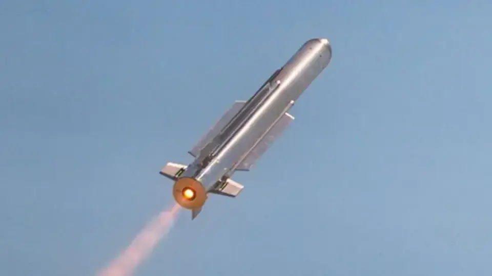 Raytheon Unveils Rocket-Powered Coyote Block 2C+RM to Counter Jet-Propelled Drones