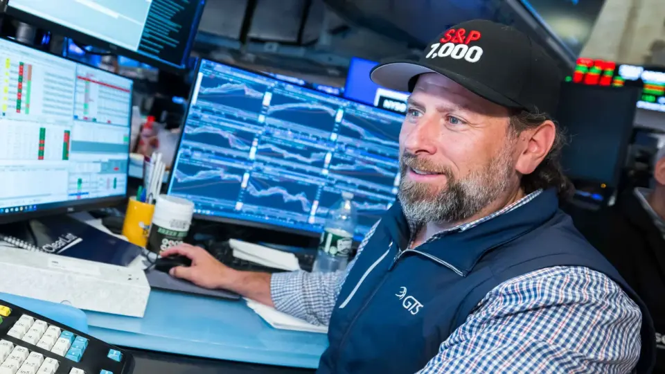 Equal-weight S&P 500 tops $100B as diversification gains momentum