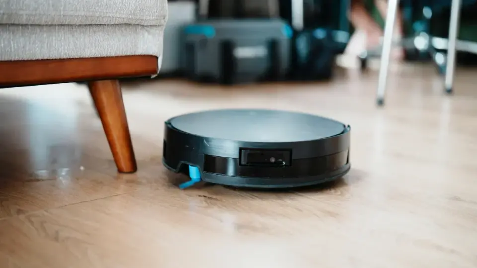 FCC Expands Security Ban to Foreign-Made Advanced Robots, Robot Vacuums Included